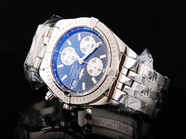 revizuire a replica Breitling Avenger Seawolf